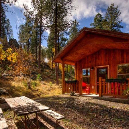 فيلا كيستونفي Yak Ridge Cabins And Farmstead By Mount Rushmore المظهر الخارجي الصورة